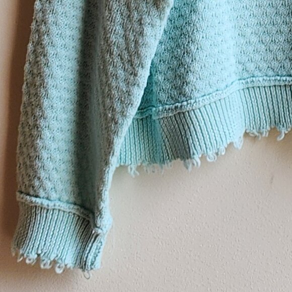 Fantastic Fawn Mint Scoop Neck Fringe Sweater Size Medium - Picture 7 of 13